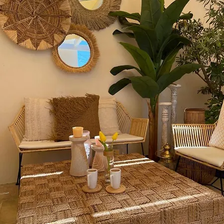 Alba Bed & Breakfast *