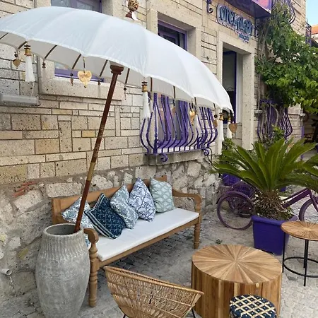 Alba Bed & Breakfast *
